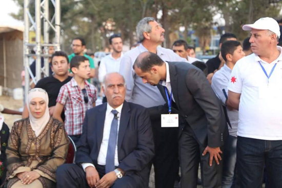 صور : الاف المناصرين يؤمون مقر الخرابشة الانتخابي على طريق السلط