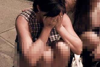 امرأتان مارستا الجنس مع أولاد لاستعادة "أيام الصبا" ! 