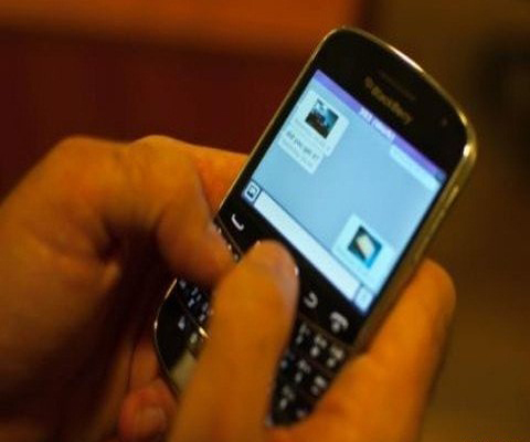 طلاق بـ«واتس أب» بعد 10 أشهر من الزواج طلاق بـ«واتس أب» بعد 10 أشهر من الزواج