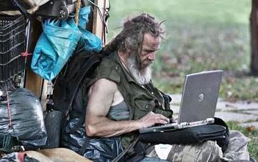 متسول يقيم في فندق خمس نجوم بدولة الإمارات !