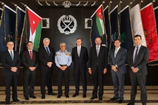 مدير الامن العام يستقبل وزير العدل الاسترالي مدير الامن العام يستقبل وزير العدل الاسترالي