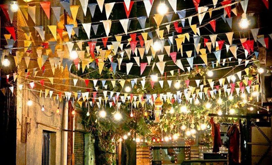 الإفتاء: تعليق الزينة والأنوار بشهر رمضان جائز شرعا