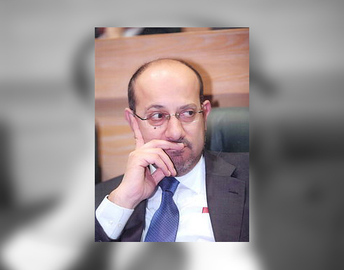 استقالة رئيس مجلس ادارة الدستور