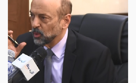 رئيس الوزراء يوجه لإيجاد حلول سريعة لمشكلة مسلخ جرش رئيس الوزراء يوجه لإيجاد حلول سريعة لمشكلة مسلخ جرش