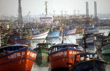 اختفاء مائة سفينة صيد في الصين