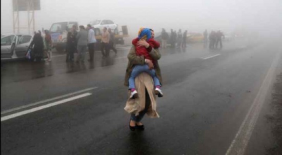 بالفيديو .... 40 قتيلا باصطدام 130 سيارة في إيران بالفيديو .... 40 قتيلا باصطدام 130 سيارة في إيران