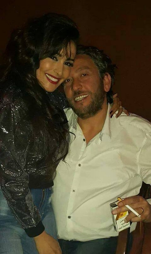 بالصور: كندا حنا تحتفل مع زوجها برأس السنة