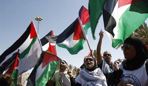 وقفة غضب تضامنية مع الشعب الفلسطيني الجمعة