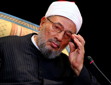 القرضاوي يغيب عن أول خطبة جمعة له  إثر وعكة صحية