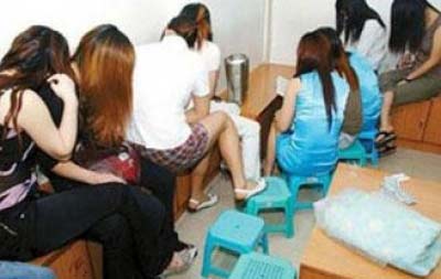 "عمار يا مصر".. بالارقام الرسمية : 5 آلاف " فتاة ليل "يعملن بشكل رسمي وضعفهن "غير مُرخصات" !