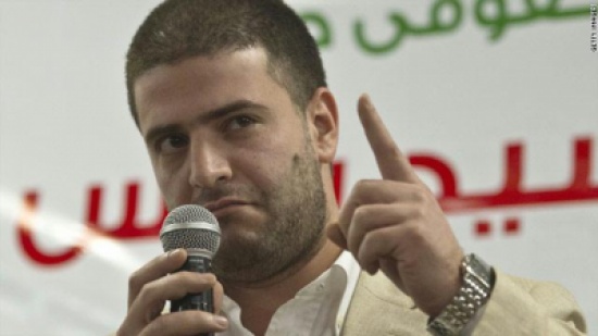 نجل مرسي: ما يحصل مع والدي "اختطاف الزعماء" نجل مرسي: ما يحصل مع والدي "اختطاف الزعماء"