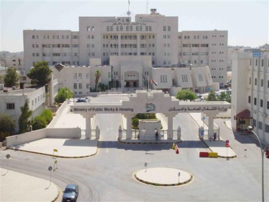 الاشغال تنفذ مشروع خلطات اسفلتية لبلدية شرحبيل بن حسنة الاشغال تنفذ مشروع خلطات اسفلتية لبلدية شرحبيل بن حسنة