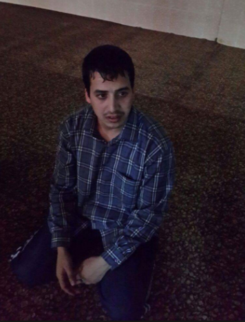 حماد يكرم النقيب العدوان والرقيب احمد اللذين ساهما بالقبض على مرتكب جريمة البقعة حماد يكرم النقيب العدوان والرقيب احمد اللذين ساهما بالقبض على مرتكب جريمة البقعة