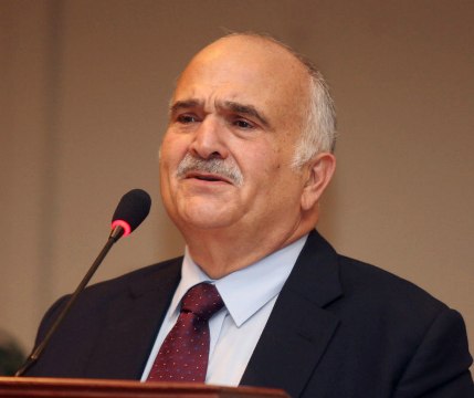 الأمير الحسن يؤكد على أهمية المياه بالنسبة للسلم والأمن في العالم الأمير الحسن يؤكد على أهمية المياه بالنسبة للسلم والأمن في العالم