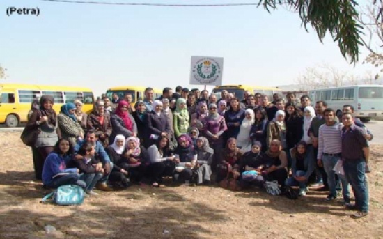 محاضرة حول جائزة الحسن للشباب في جدارا