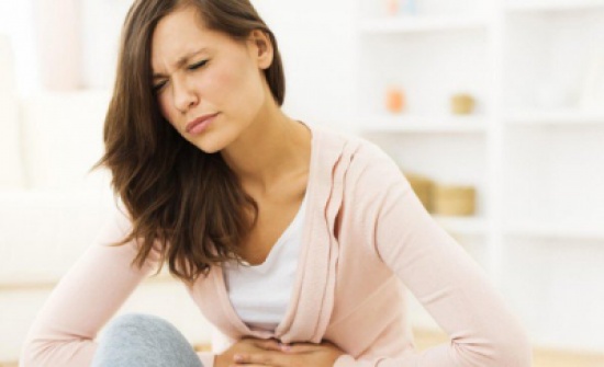 كيف تحارب حرقة المعدة المزعجة؟.. رياضة بسيطة و10 أطعمة كيف تحارب حرقة المعدة المزعجة؟.. رياضة بسيطة و10 أطعمة