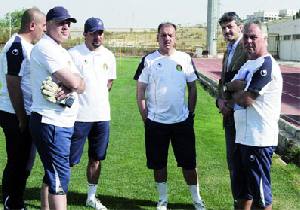 المنتخب الوطني لكرة القدم يعزز تحضيراته بملاقاة ماليزيا غدا
