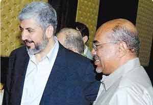 رغم حصار الاحتلال ..مشعل يؤكد : غزة تشترى وتصنع وتهرب السلاح 