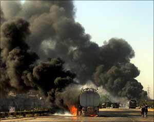 مقتل 22 شخصا وجرح اكثر من 40 في هجوم انتحاري قرب الموصل