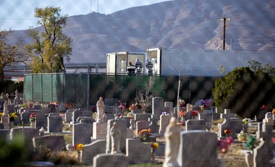 رسائل سرية تكشف عن رغبة إدارة ترامب في إصابة أكبر عدد ممكن من الأمريكيين بفيروس كورونا