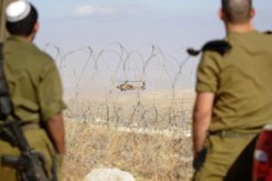 مقتل طيار اسرائيلي في تحطم طائرة اف-16 في سماء الضفة الغربية والاسباب مجهولة 