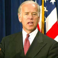 نائب الرئيس الاميركي يقوم بزيارة مفاجئة للعراق