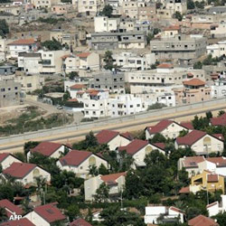 ميتشل يبحث مع نتانياهو "الاستيطان"..  والمستوطنون يتوعدون بالتصدي لاي قرار بتجميده