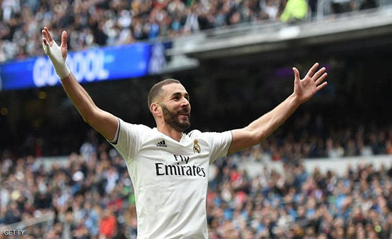 "هاتريك" بنزيمة يعيد ريال مدريد إلى سكة الانتصارات "هاتريك" بنزيمة يعيد ريال مدريد إلى سكة الانتصارات