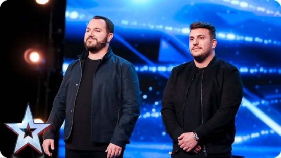 “فيديو”: رجل يدوّخ البريطانيين بقراءته للأفكار وما يدور بالبال “فيديو”: رجل يدوّخ البريطانيين بقراءته للأفكار وما يدور بالبال