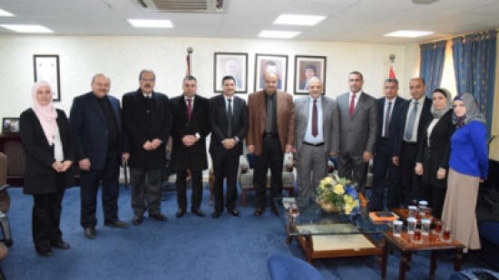 جامعة الأنبار العراقية تتطلع للاستفادة من تجربة الجامعة الهاشمية في الطاقة المتجددة جامعة الأنبار العراقية تتطلع للاستفادة من تجربة الجامعة الهاشمية في الطاقة المتجددة