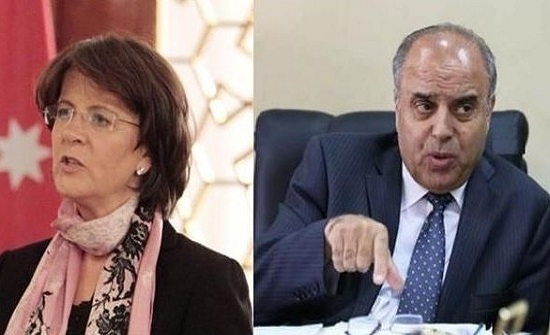 الرزاز عن تعديل وزاري : الحقائب الفارغة لها اولوية .. والاحتمالات تبقى مفتوحة الرزاز عن تعديل وزاري : الحقائب الفارغة لها اولوية .. والاحتمالات تبقى مفتوحة
