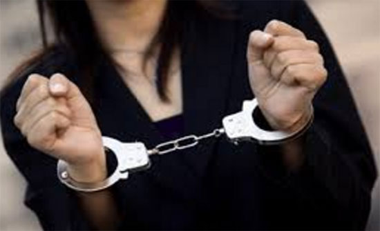 توقيف فتاة سرقت شقة صديقتها في العقبة