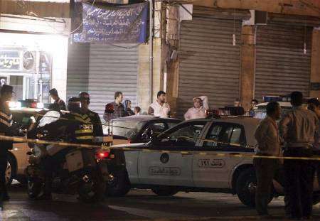 "مطارد" يطعن  شرطي في ظهره شرق عمان والاخير يرد عليه برصاصة