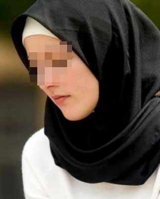 طالبات يشعلن النار في "حجاب" زميلتهن المسلمة في مدرسة نمساوية !