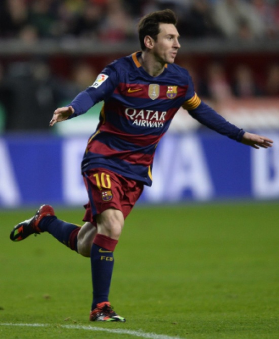فيديو وصور..برشلونة يعزز صدارته وميسي يحطم الارقام القياسية فيديو وصور..برشلونة يعزز صدارته وميسي يحطم الارقام القياسية