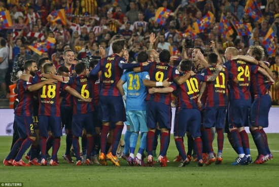 برشلونة يتوج بسادس "ثنائية" محلية في تاريخه برشلونة يتوج بسادس "ثنائية" محلية في تاريخه