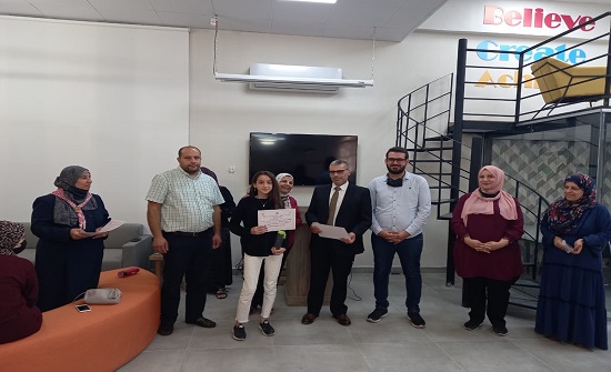 تواصل انطلاق المعسكرات والمبادرات الشبابية في عدد من المحافظات تواصل انطلاق المعسكرات والمبادرات الشبابية في عدد من المحافظات
