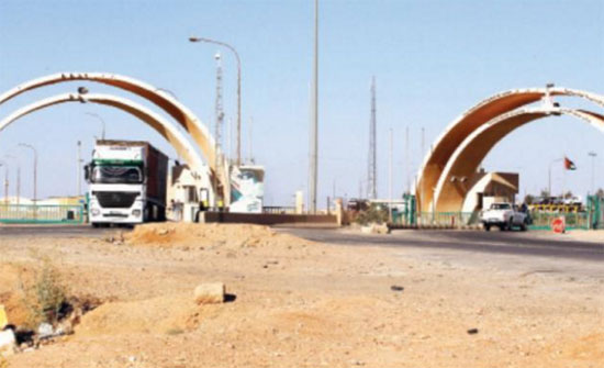 الحكومة تعفي الشاحنات العراقية من الغرامات المالية