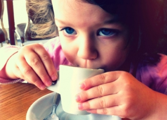 إحذروا الكافيين في مشروبات الأطفال