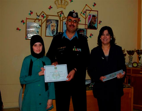 تخريج دورة لاصدقاء الشرطة في الطفيلة