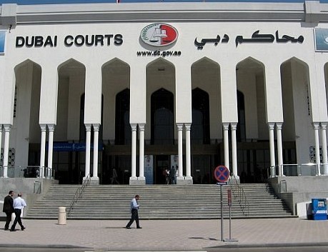 حبس وابعاد مهندس أردني تحرش بزميلته الفلبينية في دبي