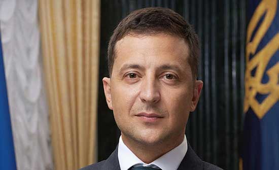 رئيس أوكرانيا يطالب بايدن بفرض حظر للطيران فوق أجزاء كبيرة من بلاده رئيس أوكرانيا يطالب بايدن بفرض حظر للطيران فوق أجزاء كبيرة من بلاده