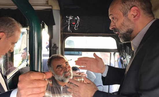 الرزاز "الانتحاري".. الأردنيون يطلبون أكثر من التقاط الصور