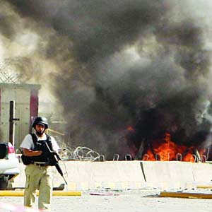 12 قتيلا على الاقل و83 جريحا في اعتداء انتحاري على كابول 12 قتيلا على الاقل و83 جريحا في اعتداء انتحاري على كابول
