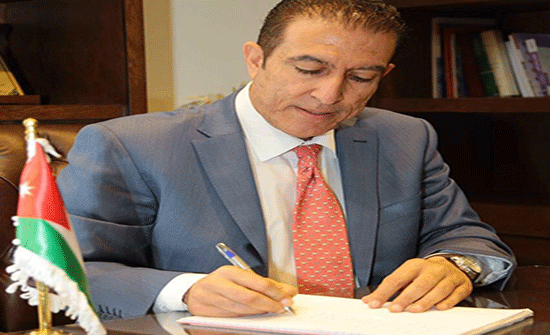 الطراونة: نطالب الحكومة بسحب قانون الضريبة الطراونة: نطالب الحكومة بسحب قانون الضريبة