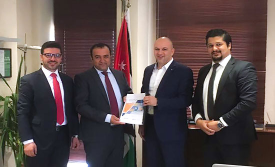 راصد يسلّم وزير الاتصالات تقرير تقييم المواقع الالكترونية لعام 2018