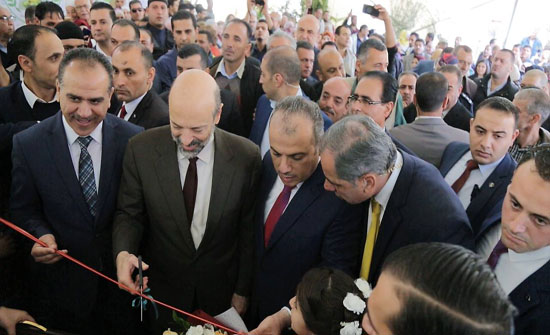 الرزاز يرعى اطلاق مهرجان الزيتون الوطني التاسع عشر. الرزاز يرعى اطلاق مهرجان الزيتون الوطني التاسع عشر.
