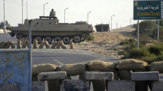 مقتل شخصين بسقوط قذائف هاون على حي سكني شمال سيناء مقتل شخصين بسقوط قذائف هاون على حي سكني شمال سيناء
