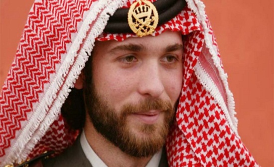 الأمير هاشم يقدم واجب العزاء لأسرة الطالبة رايا القرعان