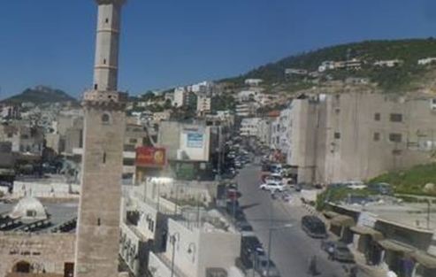 جولات ميدانية رقابية مكثفة على اسواق كفرنجة